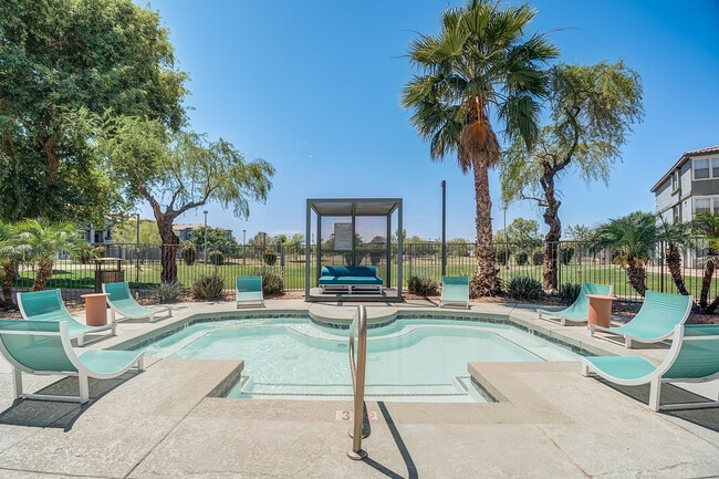 Gateway at Tempe - Lease by the bed