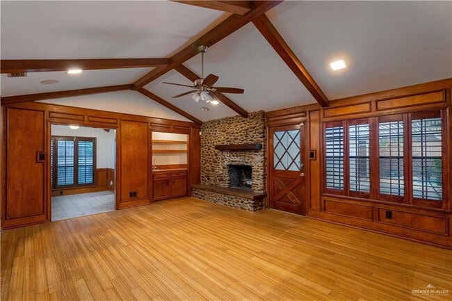 Photo - 19 Xanthisma Ave