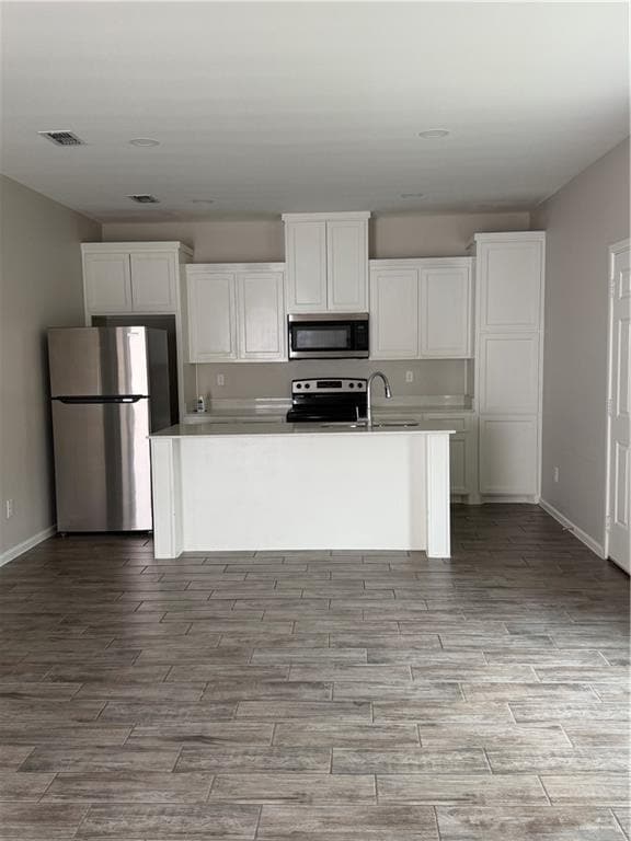 3304 Wolf Crk Ave Unit 4