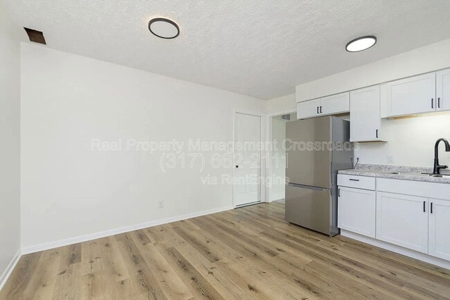 Photo - 7737 Southfield Dr