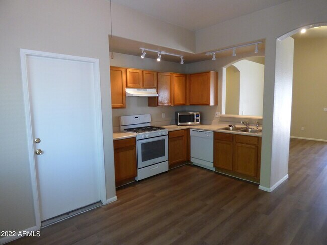 Photo - 16144 W Grant St