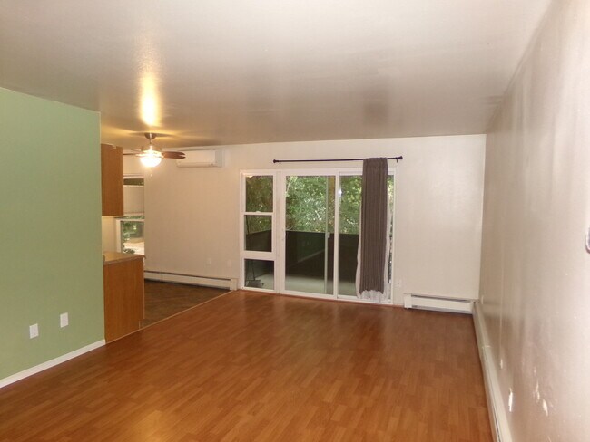 Photo - 620 Mathews St