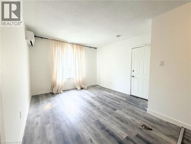 Photo - 120 Charles St Unit 6