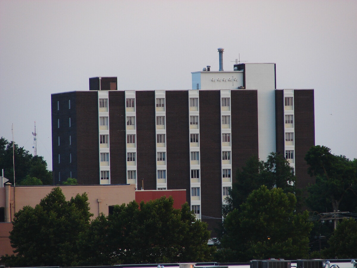 View from the north - Heritage Towers Apartments