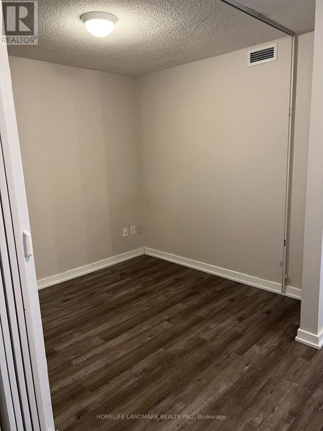 Photo - 19 Singer Ct Unité 901B