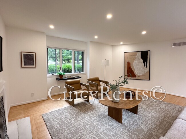 Photo - 7716 Creekwood Ln