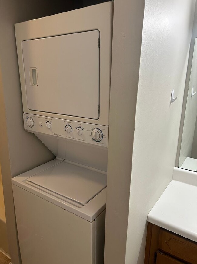 Photo - 520 Gadsden Rd NW Unit 2