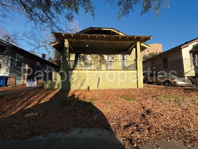 Building Photo - 2223-2225 Greene Street - Inside CoC - R11409-17-07 Unit 2223