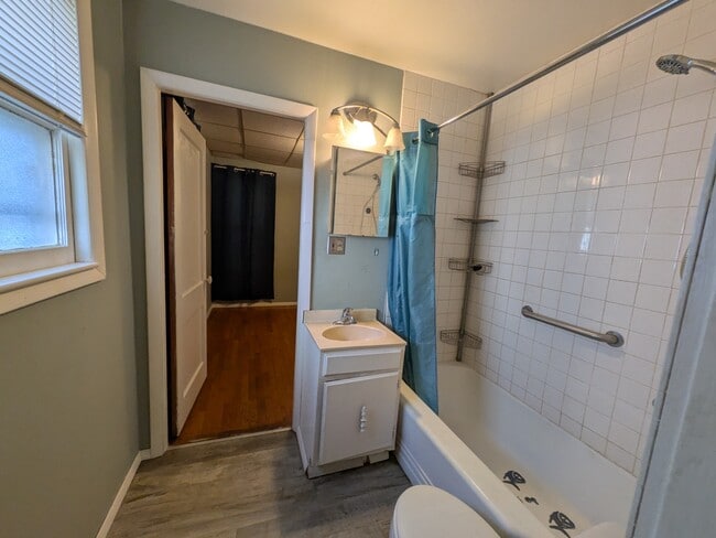 Photo - 500 NE Wilson Ave