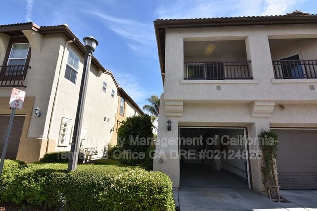 Building Photo - 41693 Wild Iris Ave