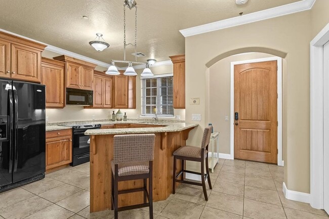 Building Photo - Fully Furnished 2 Bedroom Home. Unit 1127