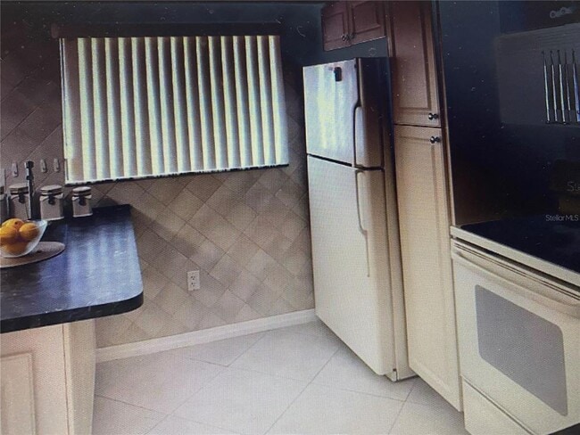 Photo - 2440 Winding Creek Blvd Unidad 108