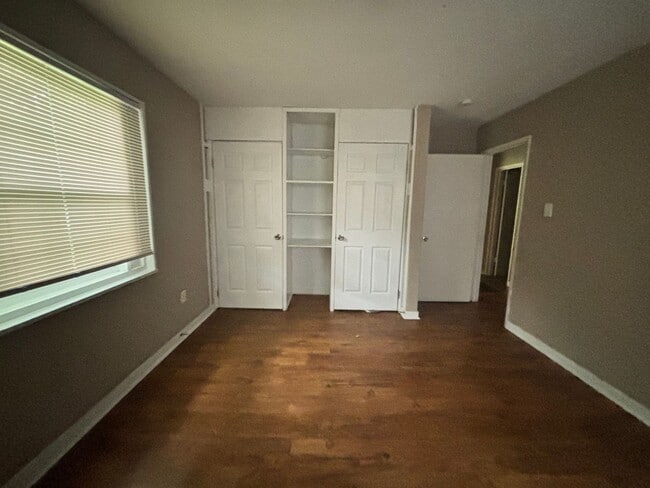 Photo - 3084 Oak Forest Dr