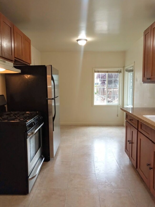 Photo - LAUR62-64 Unit LAUR64