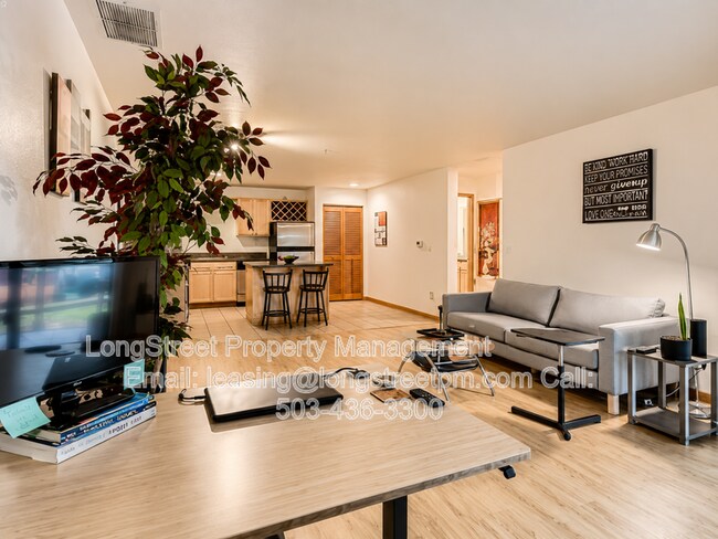720 NW Naito Pkwy