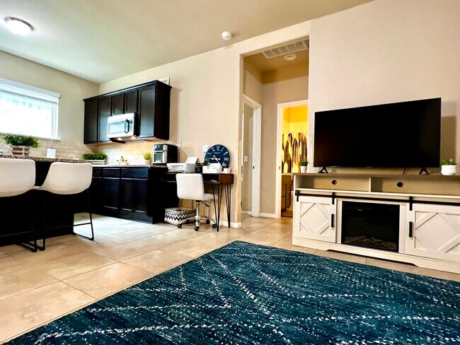 Photo - 2508 Merton Dr Unit 1