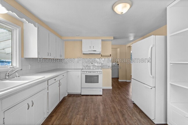 Building Photo - 2627 N Martin St