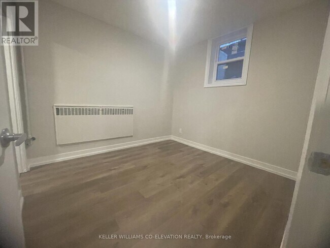 Photo - 133 Prospect St S