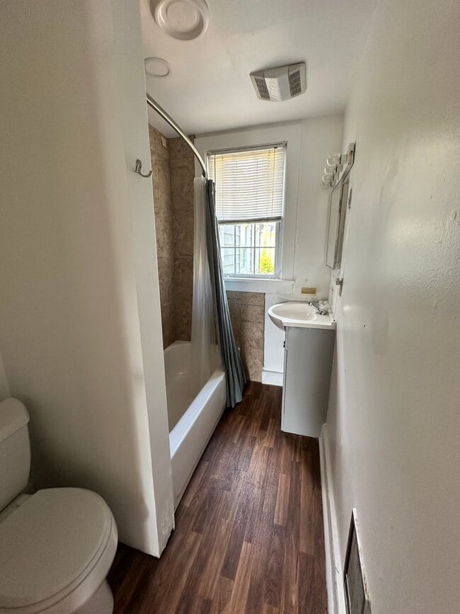 Photo - Unit for rent off of Griffin Avenue! Avail...