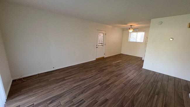 Building Photo - 55+ Community in Dreamland Manor Rental