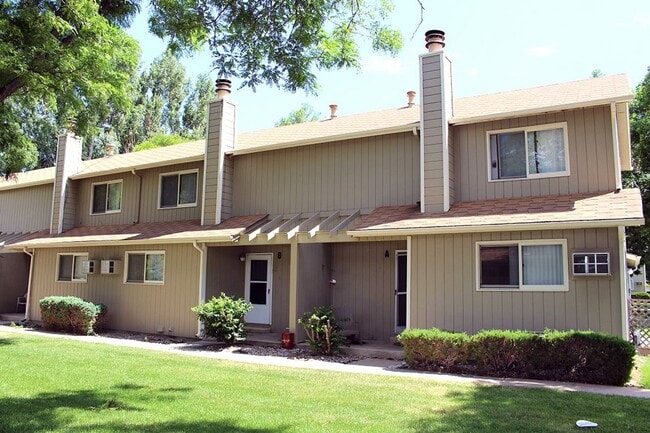 Building Photo - 2612 Davidson Dr Unit B