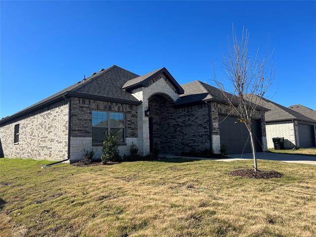 Photo - 639 Comal Dr