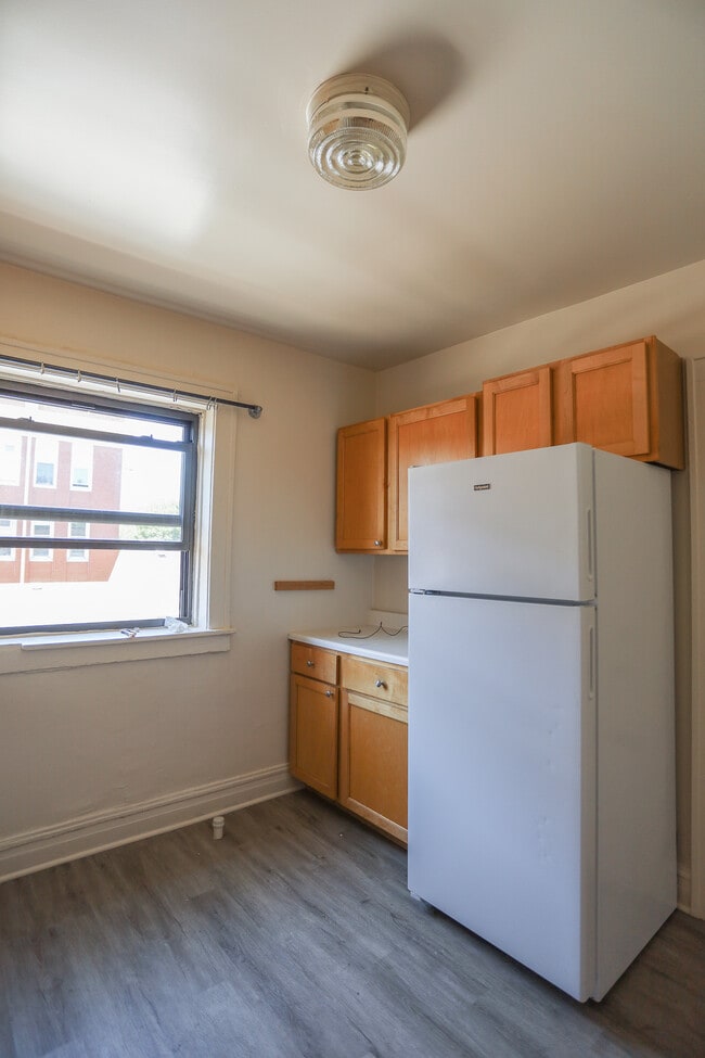 Photo - 2944 N Seeley Ave Unit #1