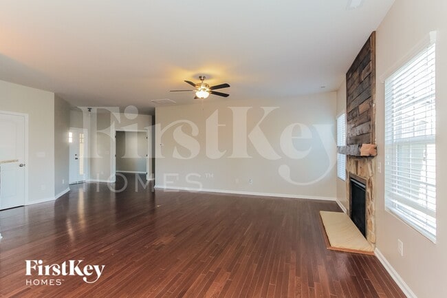 Photo - 12204 Flatbush Dr