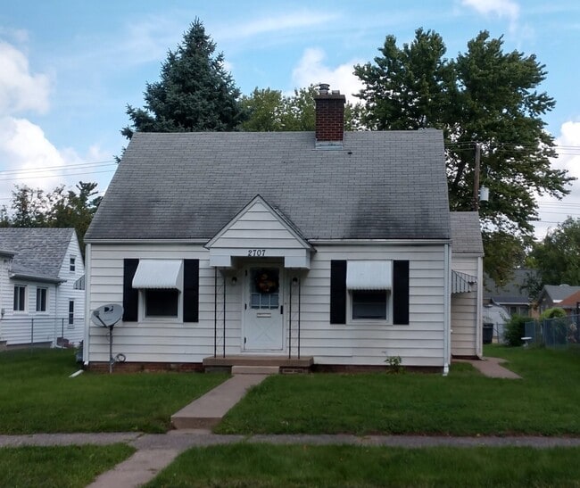 Building Photo - Great 3 Bedroom Home for Rent in Moline