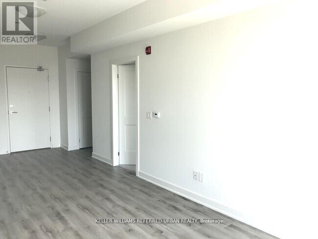 Photo - 110 Fergus Ave Unit 422