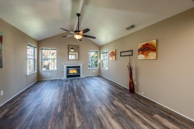 Photo - 8153 N Cedar Ave