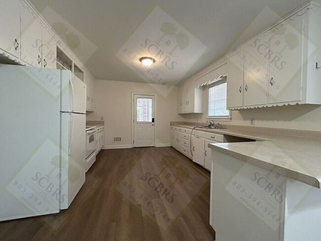 Photo - 2915 N Beltline Blvd