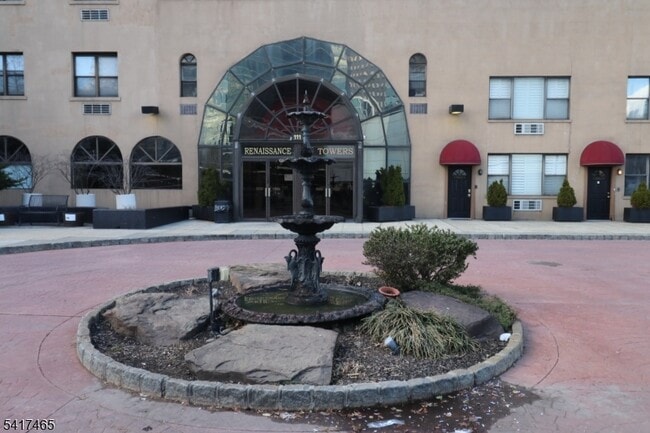 Building Photo - 111 Mulberry St Unit 6D