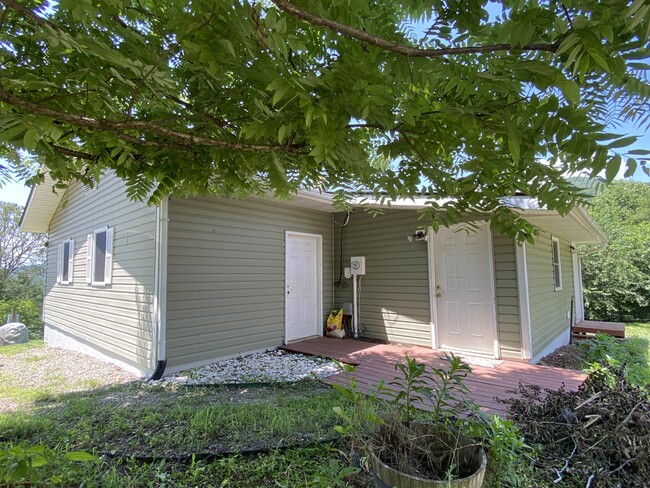 Photo - 52 Windy Hill Rd