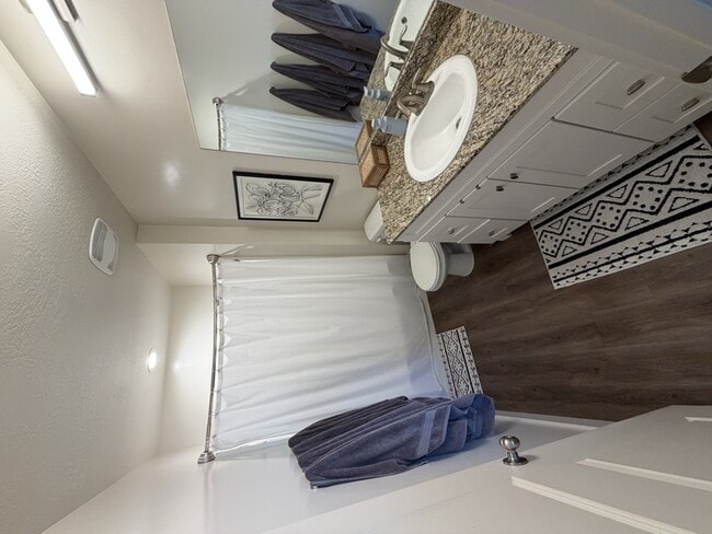 Photo - 1362 N 250 W