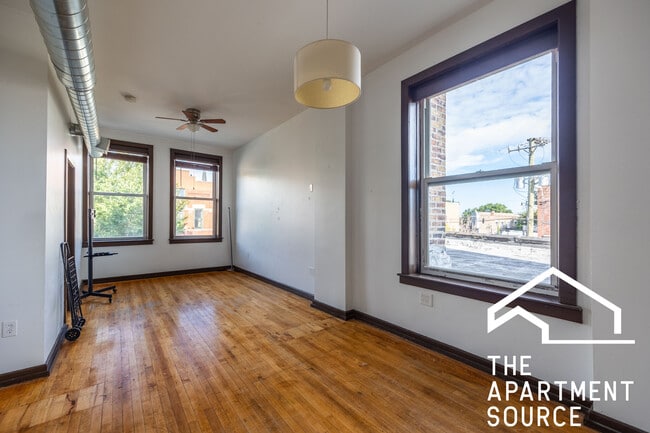 Building Photo - 3119 S Morgan St Unit 2N Rental