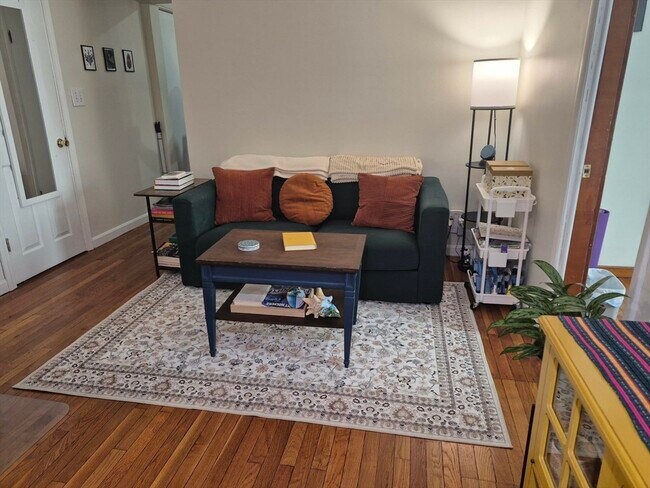 Photo - 4499-4501-4501 Washington St Unit 1