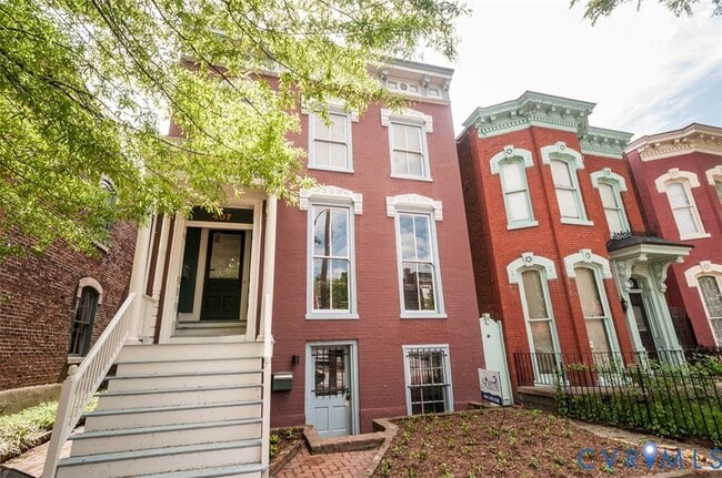 Building Photo - 407 W Clay St Unit A