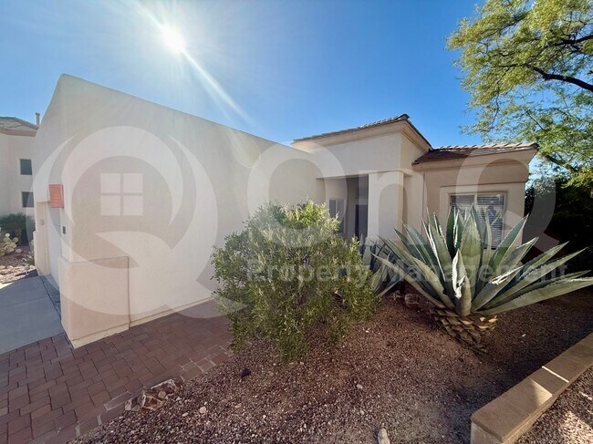 Photo - 113 E Calle Zavala