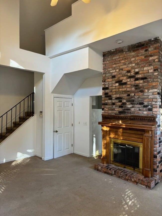 Photo - The Ideal Space to Balance Life, Work and Play.