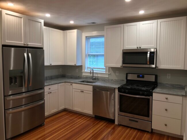 Photo - 305 Highland Ave Unit 3