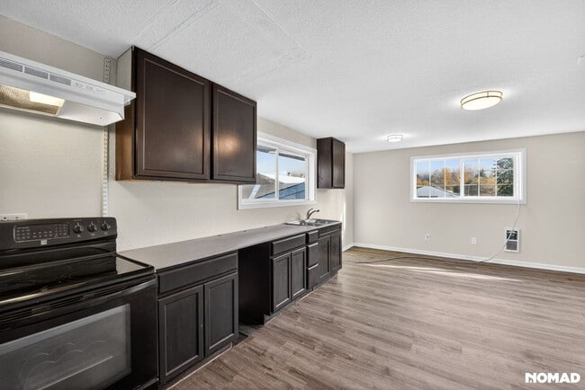 Photo - 7105 166th Ave E