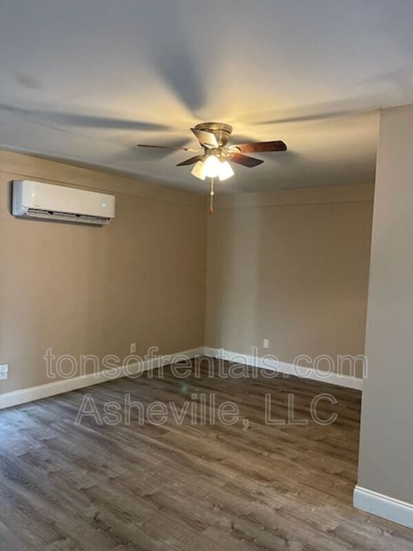 Photo - 321 Lake Cir Dr Unit #B
