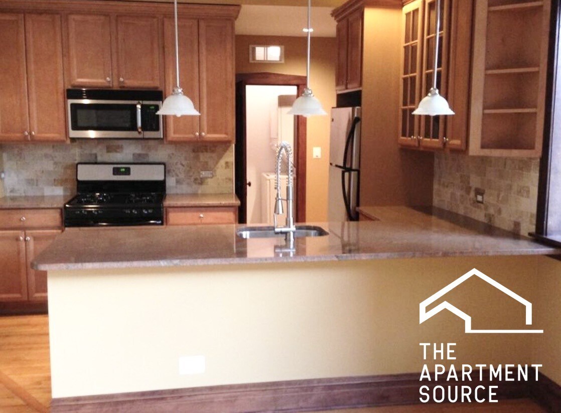 Photo - 3517 W Argyle St Unit 3