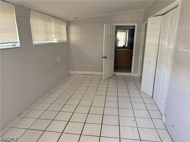 Photo - 3955 Seminole Ave