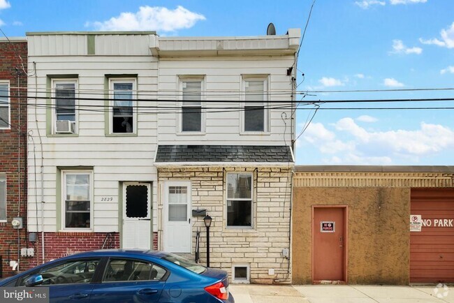 Building Photo - 2827 Livingston St Rental
