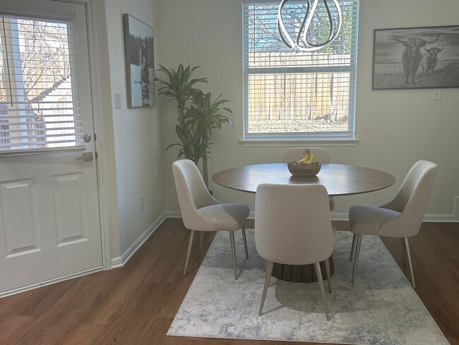 Photo - Room in Condo on Red Bud Ridge Ln