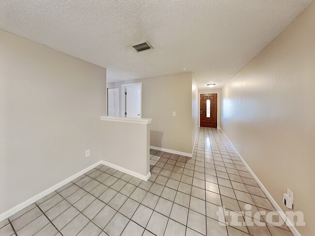 Photo - 2814 Cedaridge Dr