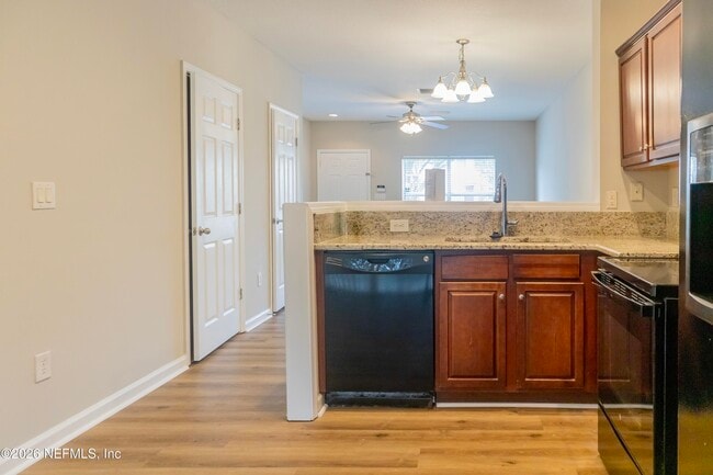 Photo - 8144 Summerside Cir