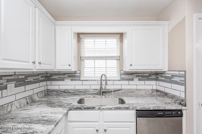 Photo - 6303 Cottagemeadow Dr